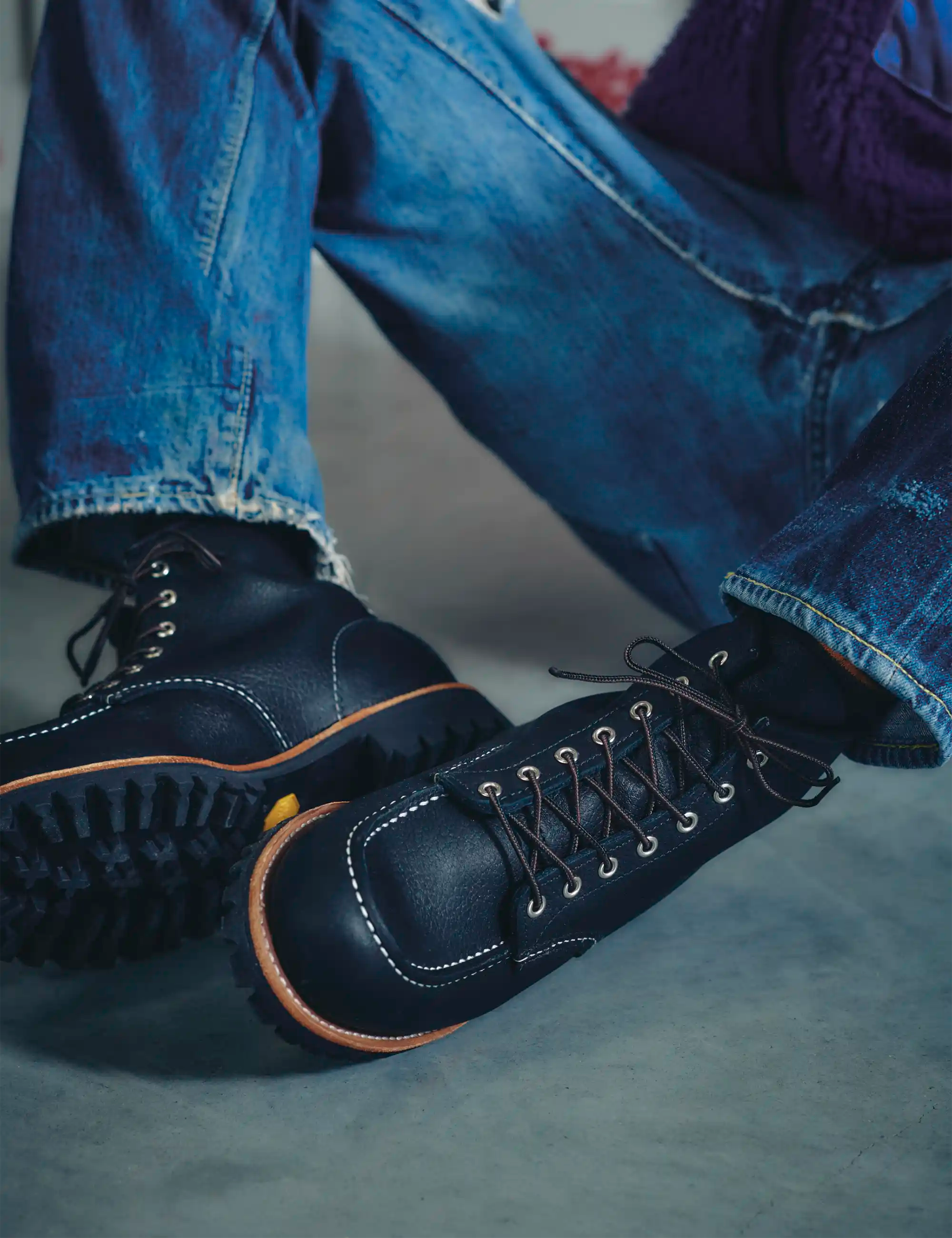 Red Wing 2949D Heritage Roughneck 6" Moc Toe Boot - Black Oil Slick Leather