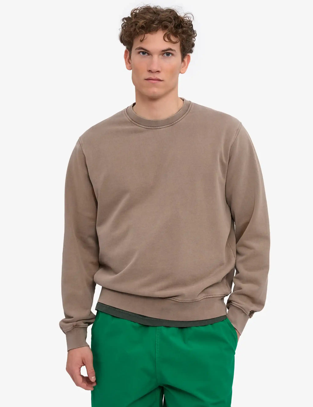Men's organic crew sweatshirt, faded khaki, crew neckline and ribbed waistband
