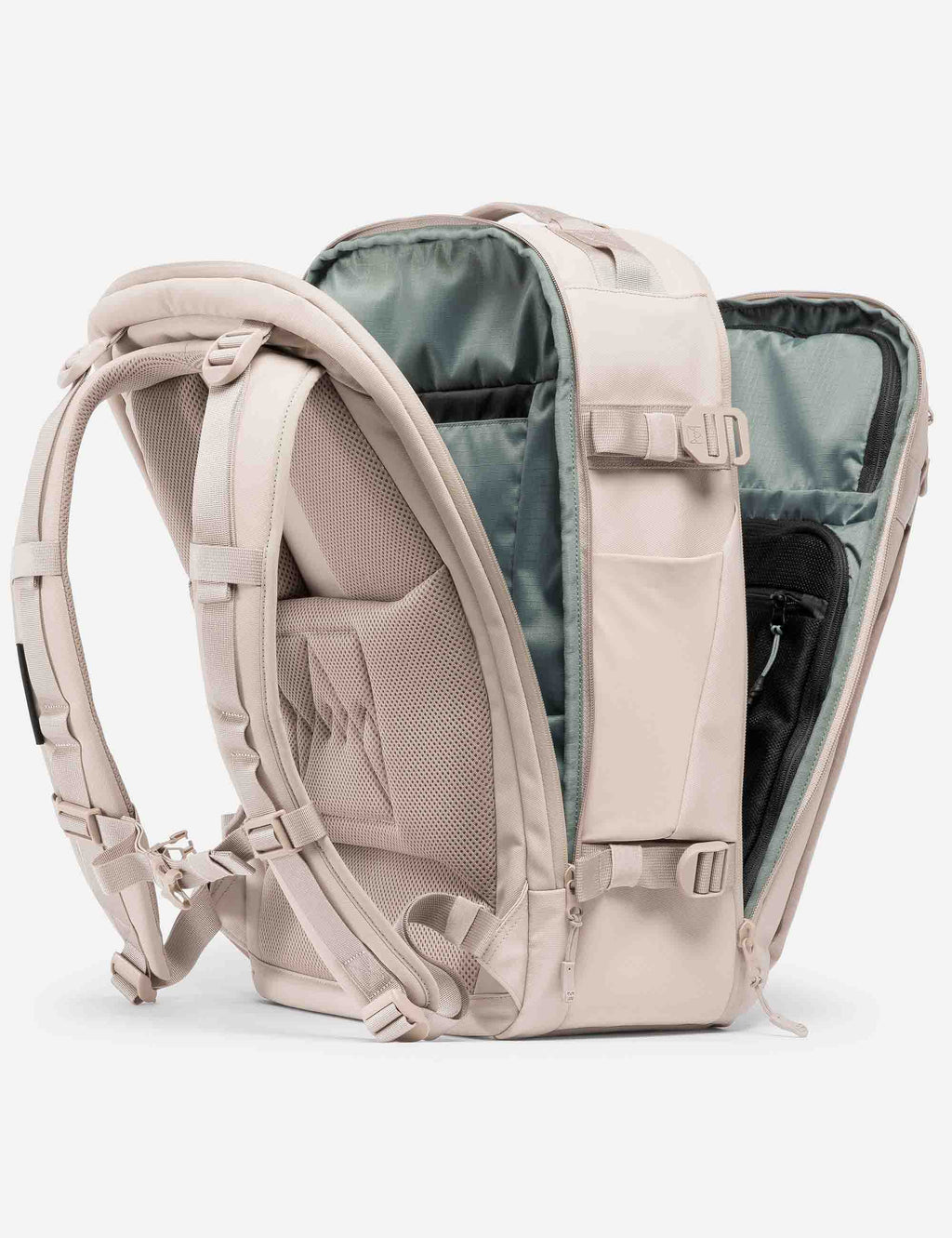 Hybrid Backpack 30L - Tonal Sand