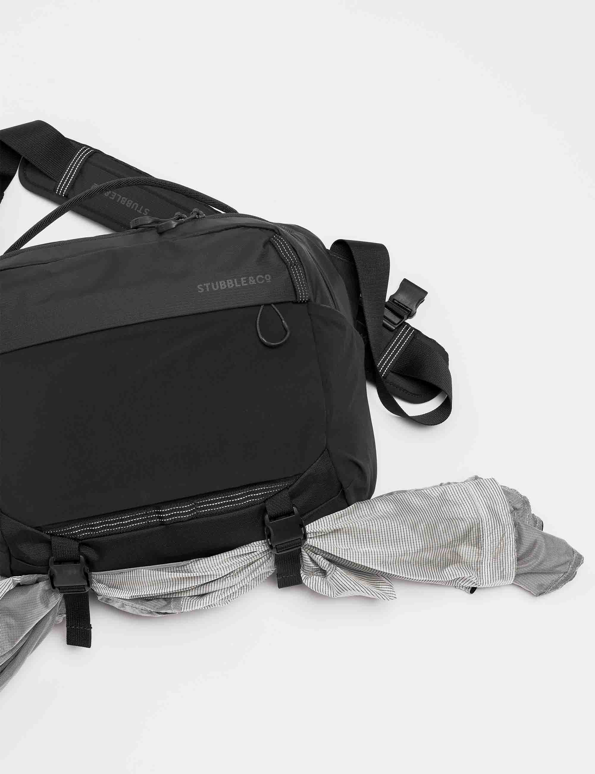 Stubble & Co Motion Sling Bag 15L - Charcoal