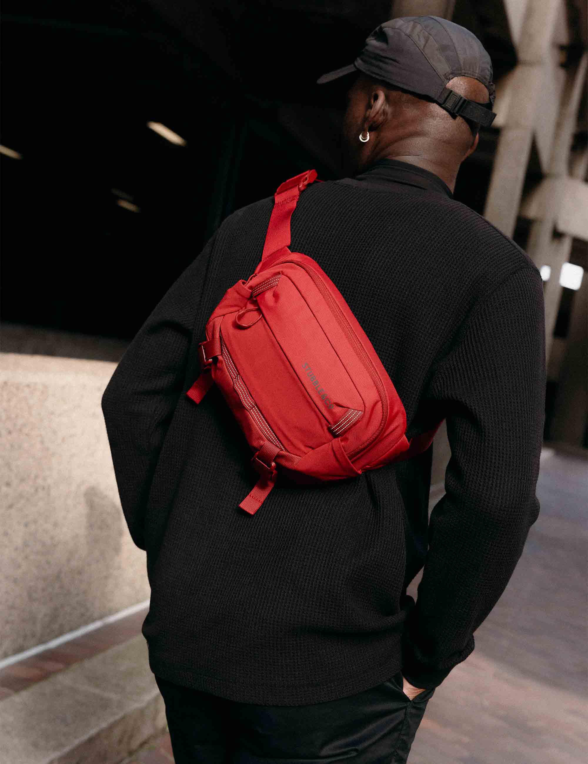 Stubble & Co Motion Sling Bag 4L - Magma