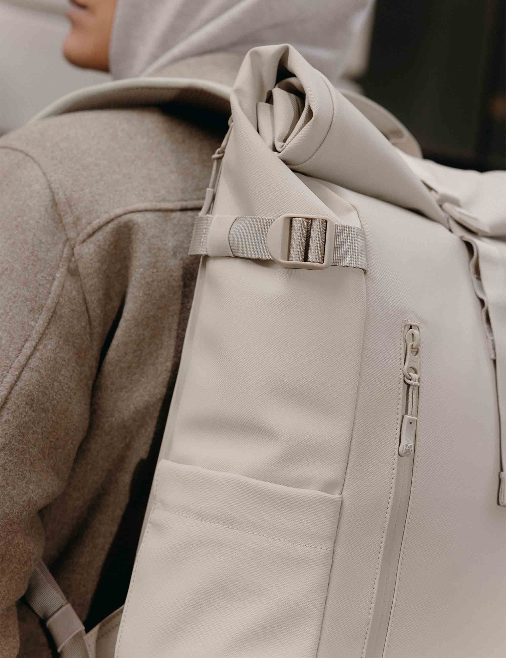 Stubble & Co The Roll Top Backpack 20L - Tonal Sand
