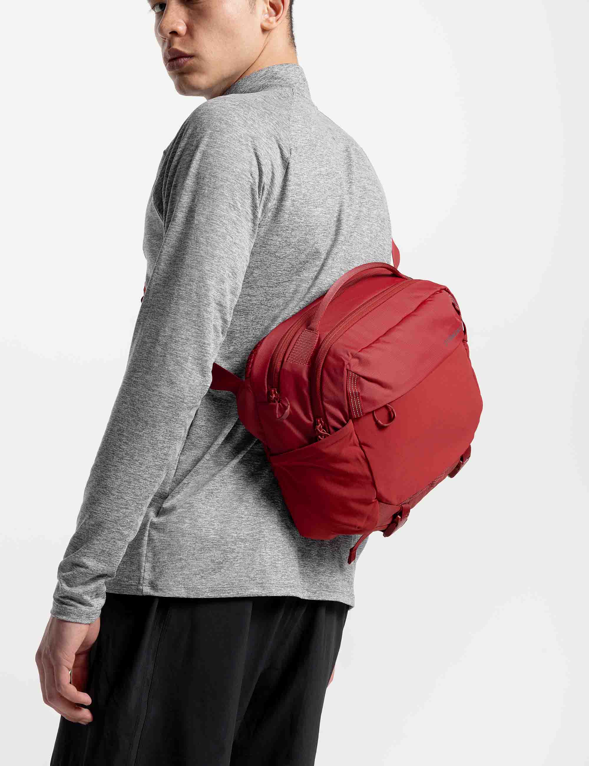 Stubble & Co Motion Sling Bag 15L - Magma