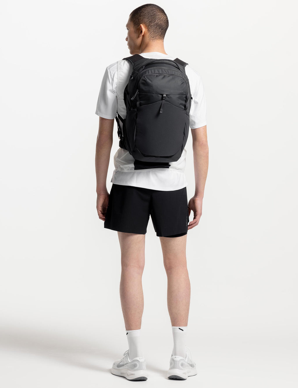 Motion Backpack 20L - Charcoal