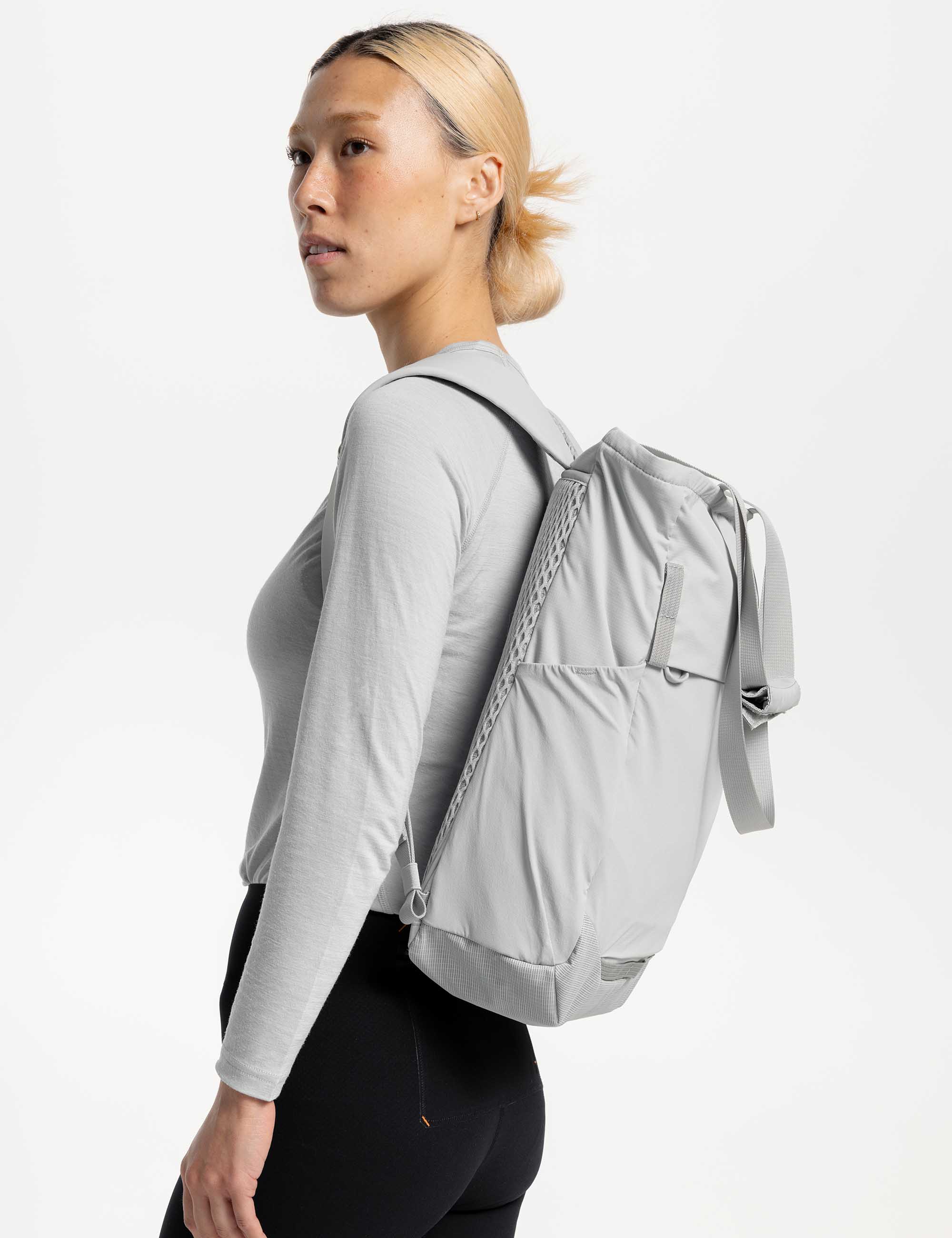 Stubble & Co Motion Tote Pack 18L - Ash
