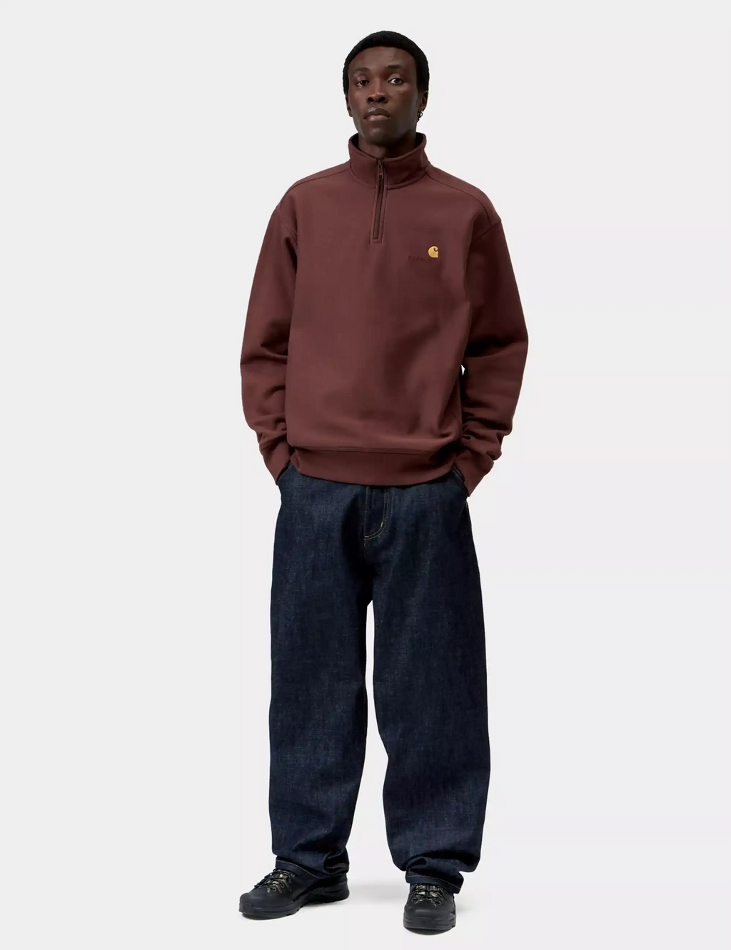 Amarone half-zip sweatshirt with quarter zip placket and small chest logo