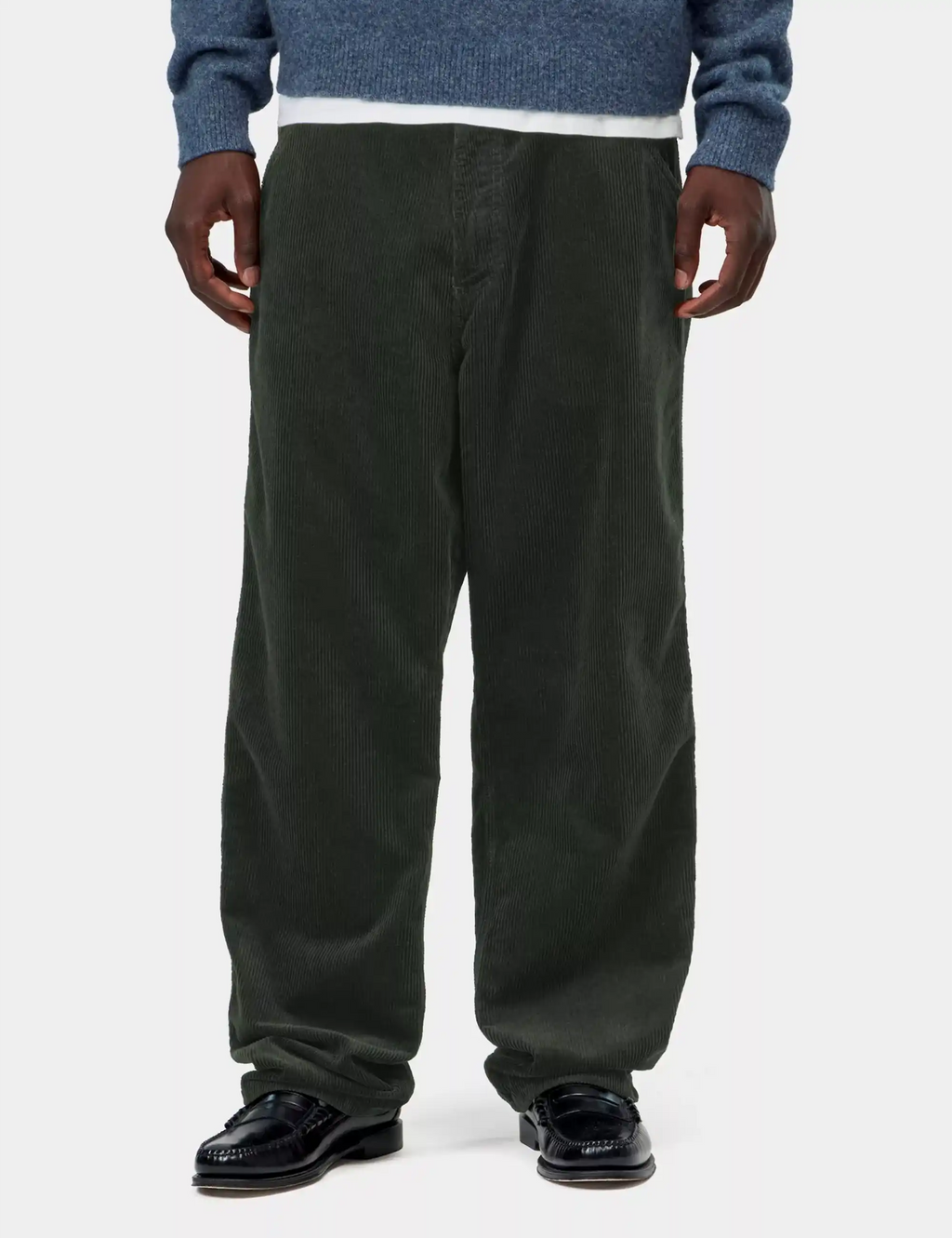 Carhartt WIP Simple Pant, dark green corduroy with pleats and side seam details