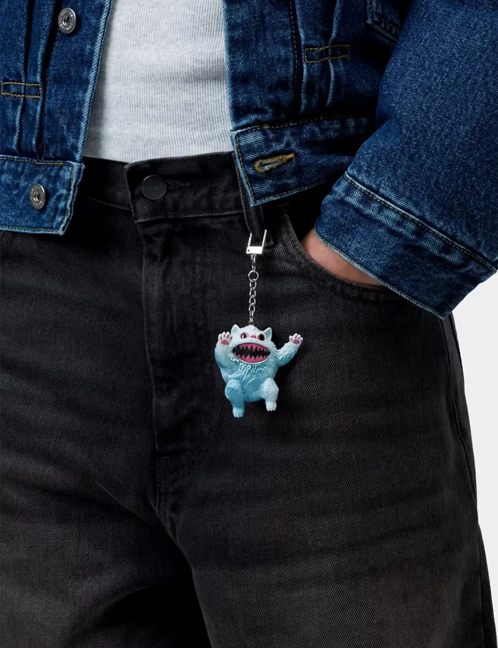Carhartt WIP Wiptopia II Chasezor Keychain worn clipped to a belt loop