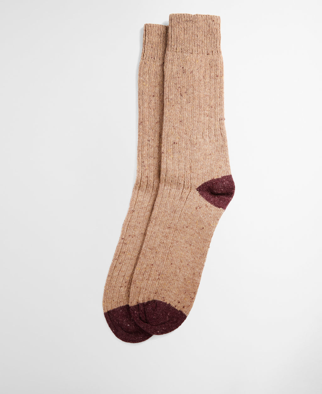 Ribbed crew socks in military brown with burgundy toe and heel