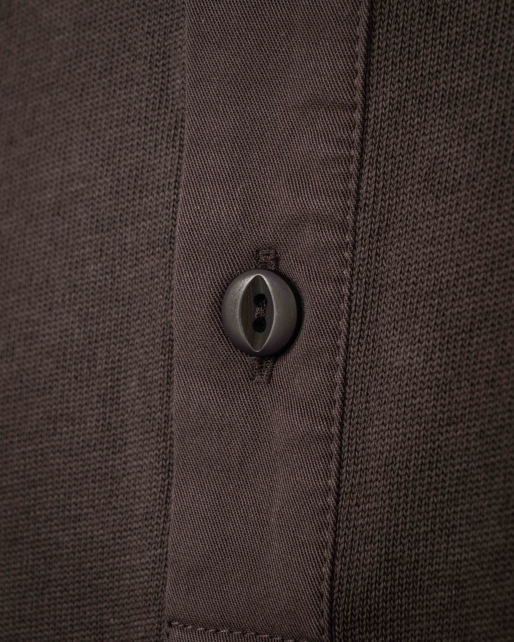 Pike Brothers 1954 Utility Shirt Long Sleeve in Coffee, close-up of placket button