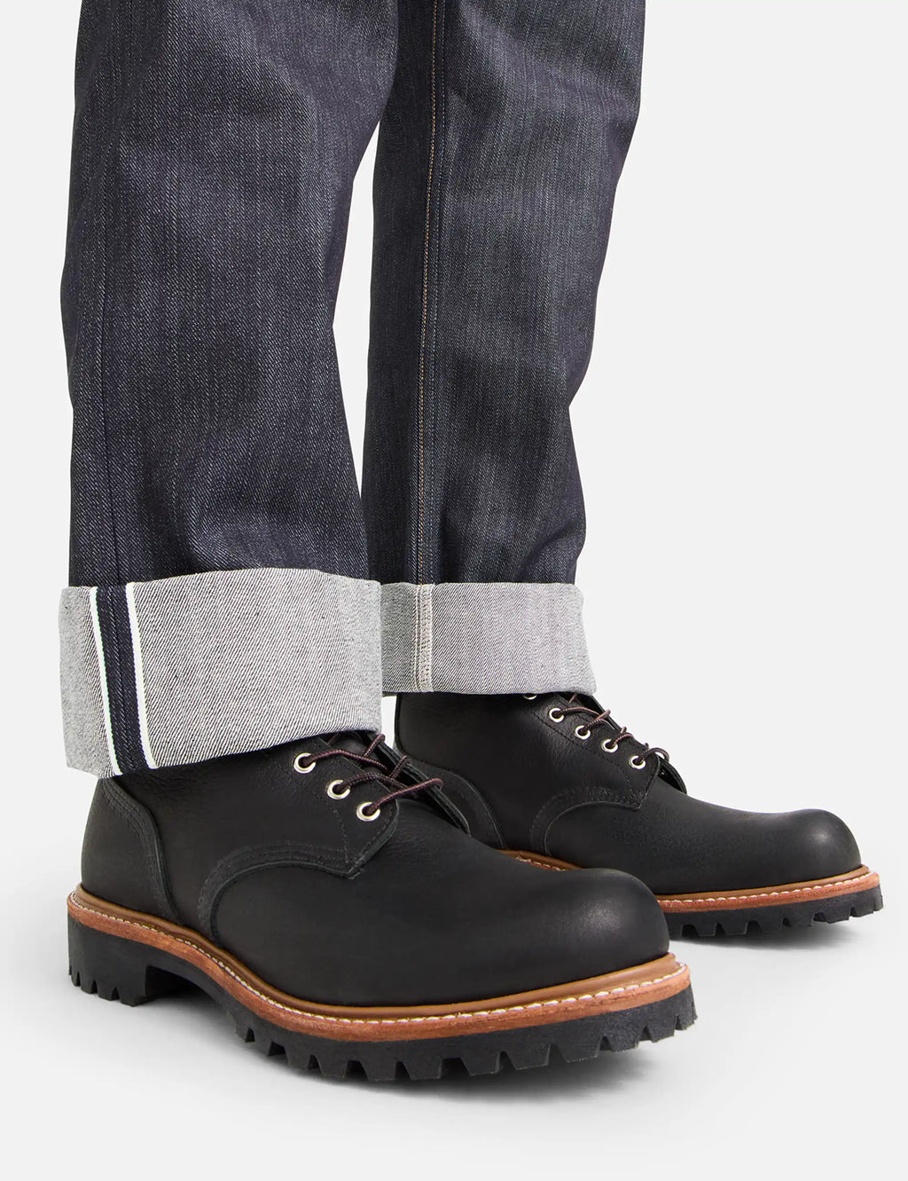 4501 Heritage 8" Logger Boot - Black Oil Slick Leather