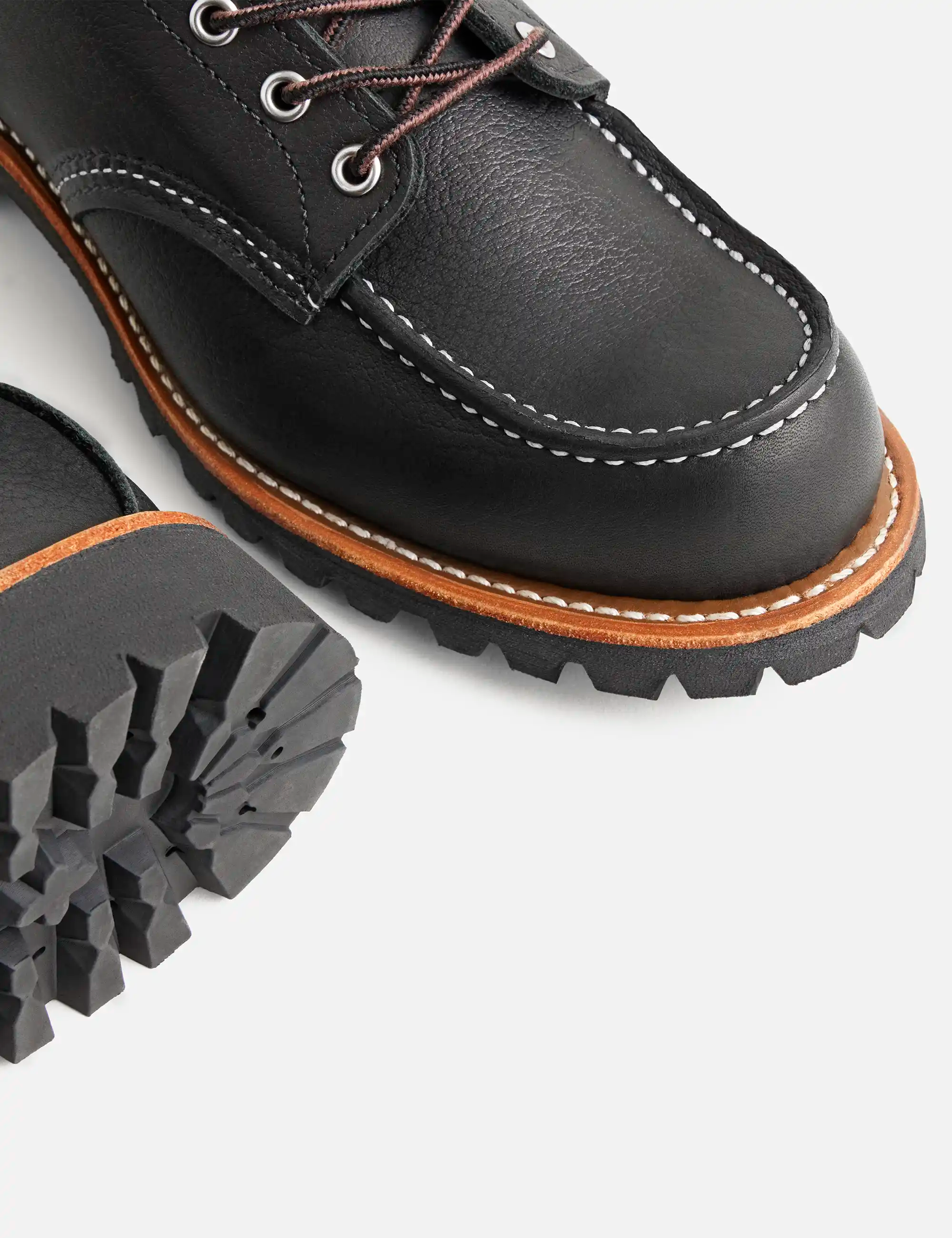 Red Wing 2949D Heritage Roughneck 6" Moc Toe Boot - Black Oil Slick Leather