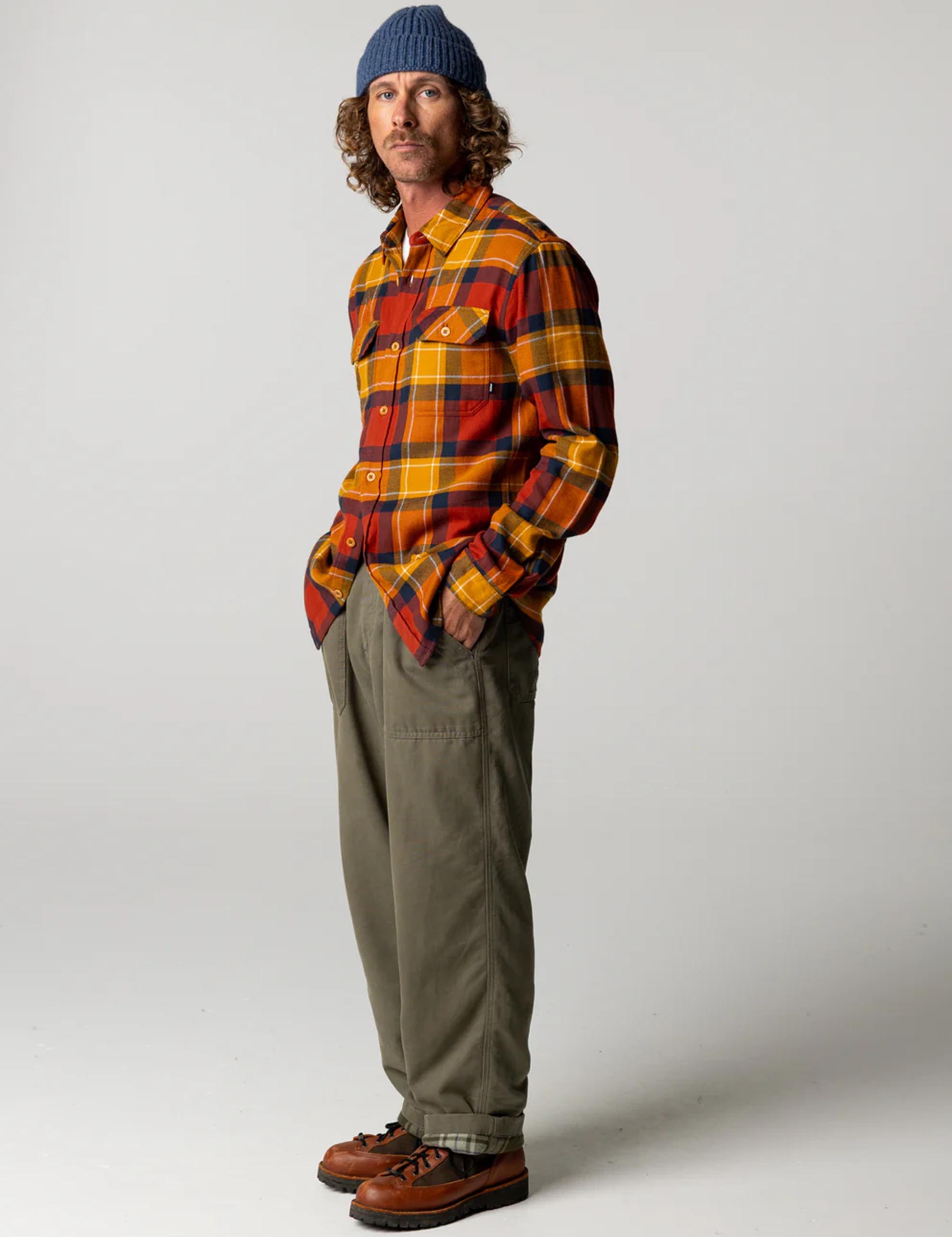 Finisterre Beardsmore Shirt - Terracotta Check