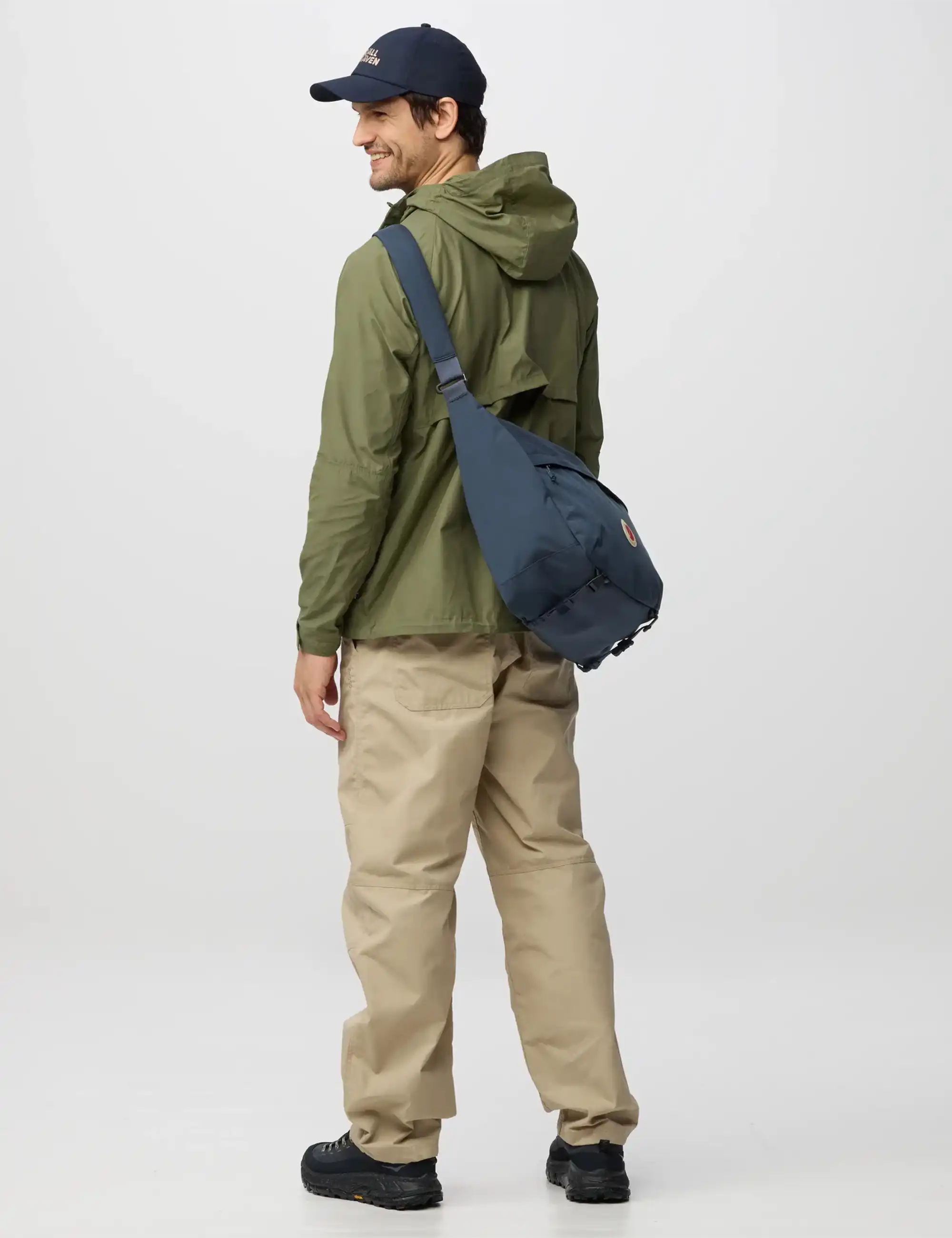 Fjallraven Farden Crossbody Bag 18L - Navy