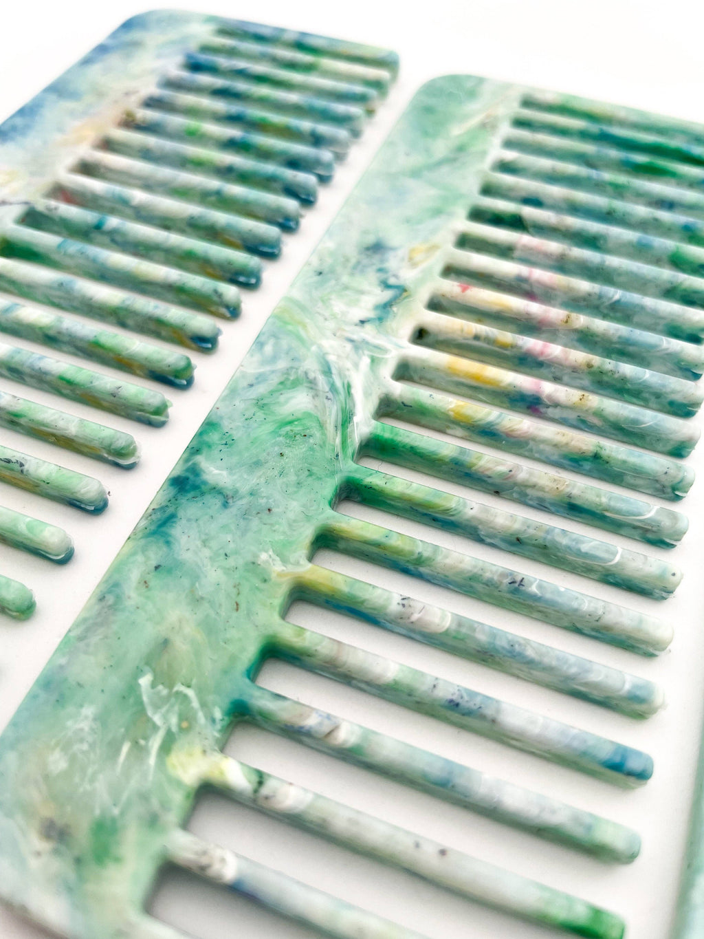 Recycled Plastic Comb - YE-O