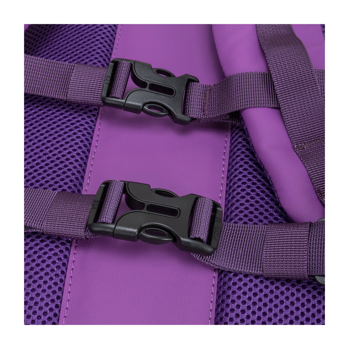 Elliker Kiln Hooded Zip Top Backpack 22L