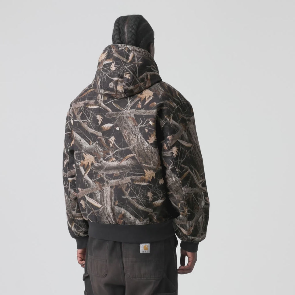 Carhartt WIP OG Active Jacket - Camo Feather Tree, Black video